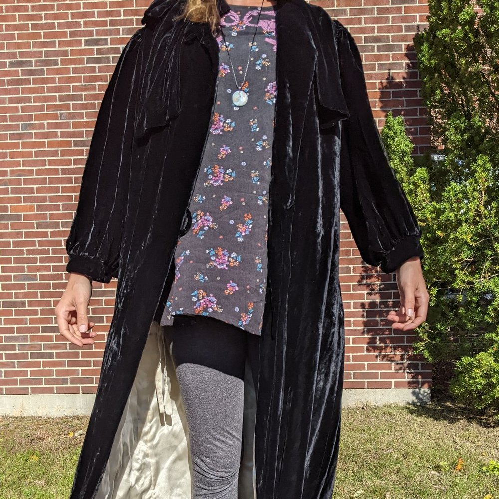 black velvet jacket, 1930s vintage